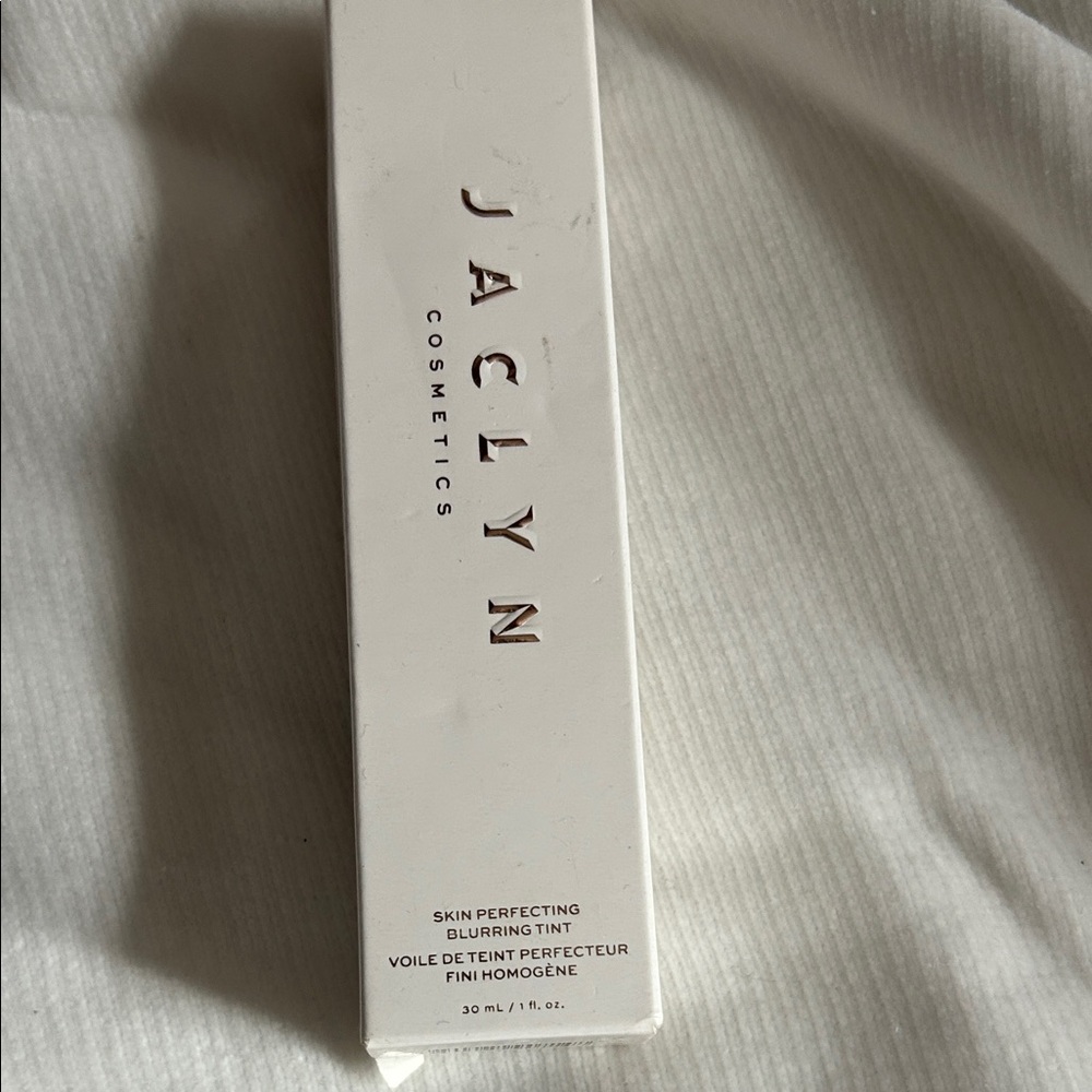 Jaclyn Cosmetics Skin Perfecting Blurring Tint NEW